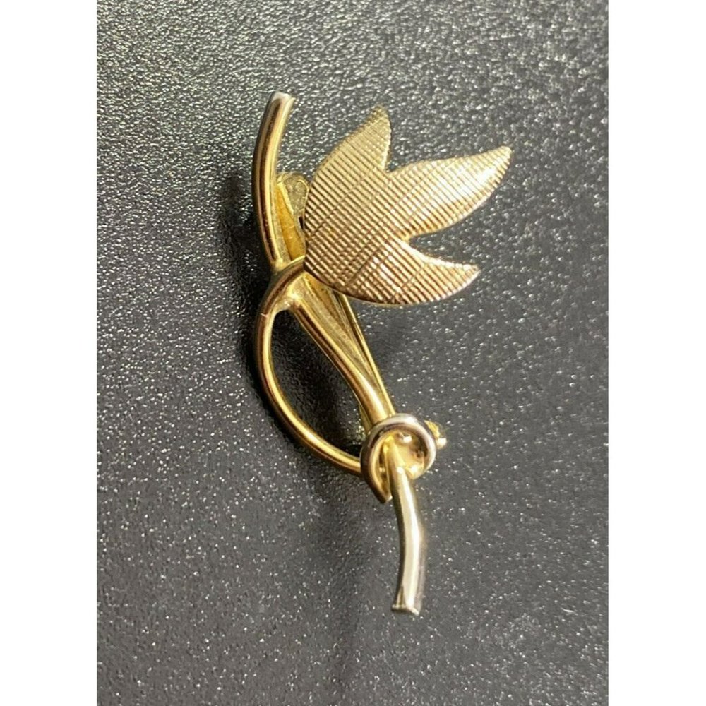 EKELUND 12k Yellow GF Floral Leaf Brooch Vintage Signed